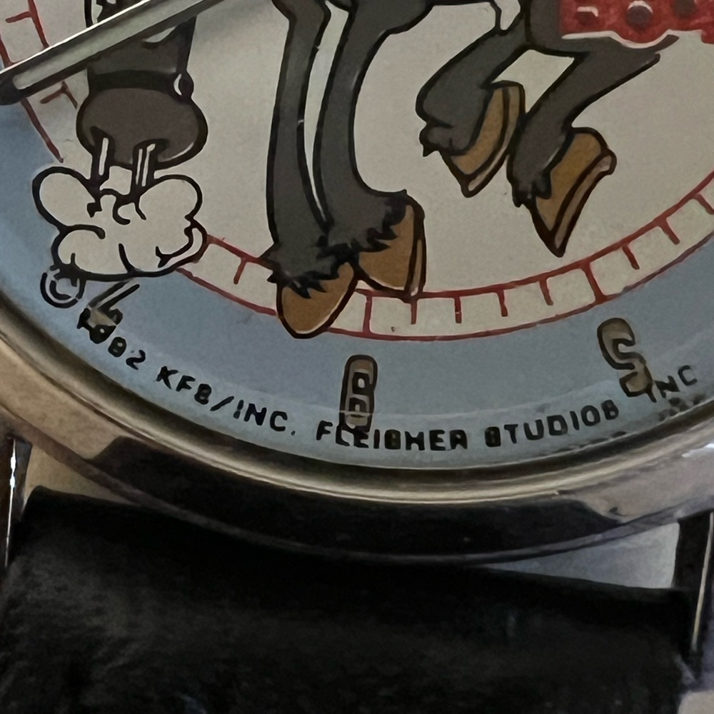 Vintage Betty Boop Cartoon Watch with Black Strap - Picture 2 of 7